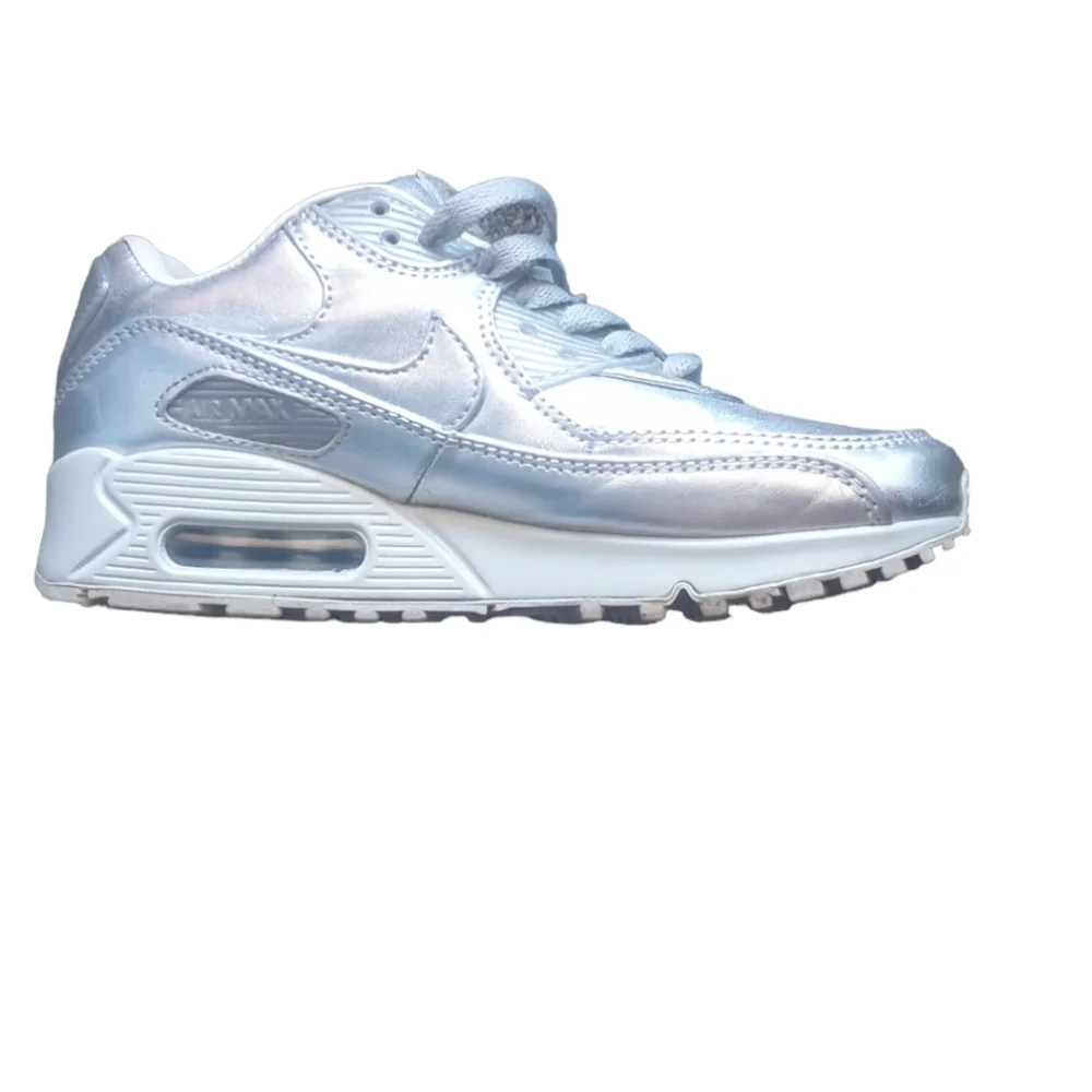 RARE🌀 Nike Air Max 90 metallic silver Shoes Size 6 RARE - Picture 1 of 5